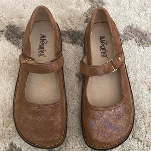 NEW Alegria BEL-684 Rainbow Tan MaryJane Leather Clog Sz 9